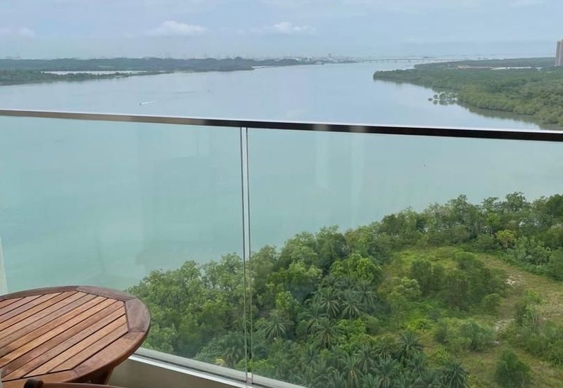 Puteri Cove Residences