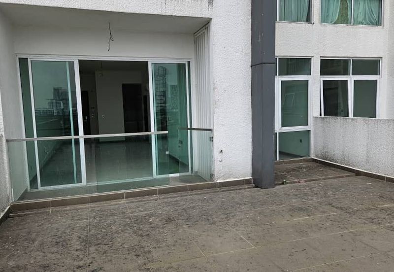 Paragon Suites @ CIQ