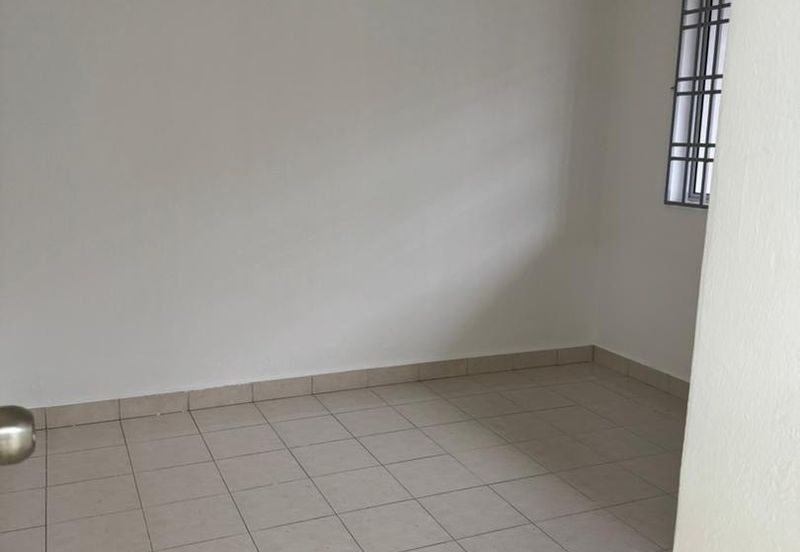 Jalan Pulai Indah, Taman Pulai Indah