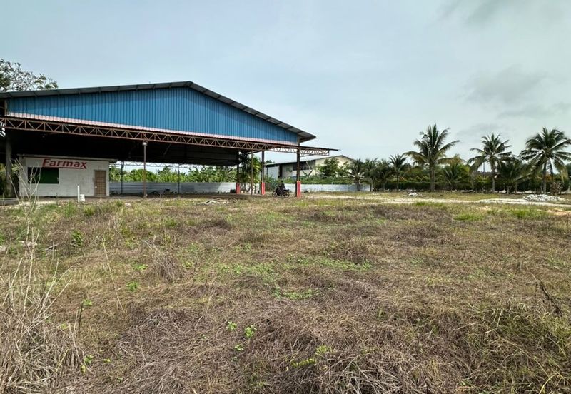 Sri Lalang @ Kluang Industrial Land For Rent