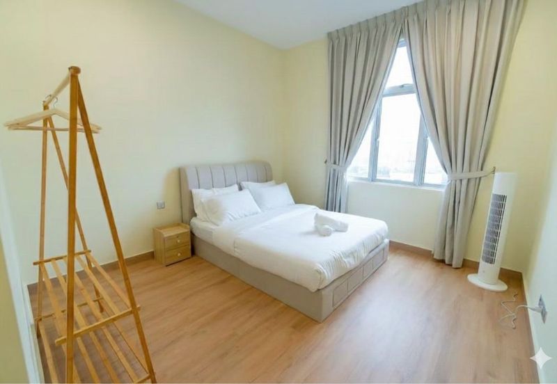 SKS Habitat Apartment, Larkin