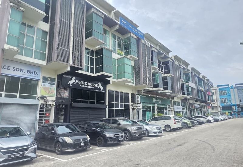 Pusat Perdagangan Danga Utama