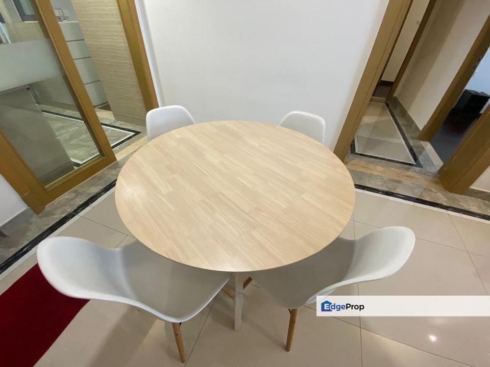 R&F Princess Cove Phase 1 Mid Floor Seaview fully Furnished for Rent, Johor, Johor Bahru