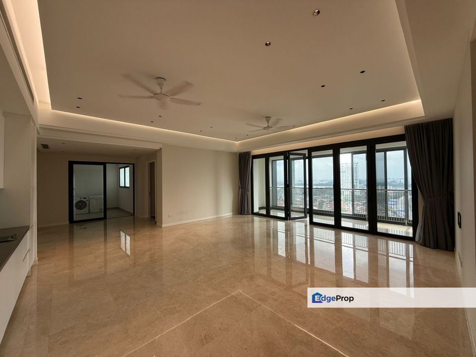 The Astaka @ 1 Bukit Senyum Tower A Mid Floor for Rent, Johor, Johor Bahru