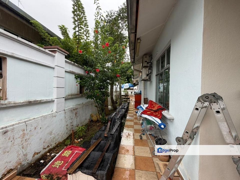 Taman Delima 2 @ Kluang Single Storey Semi D for Sale, Johor, Kluang