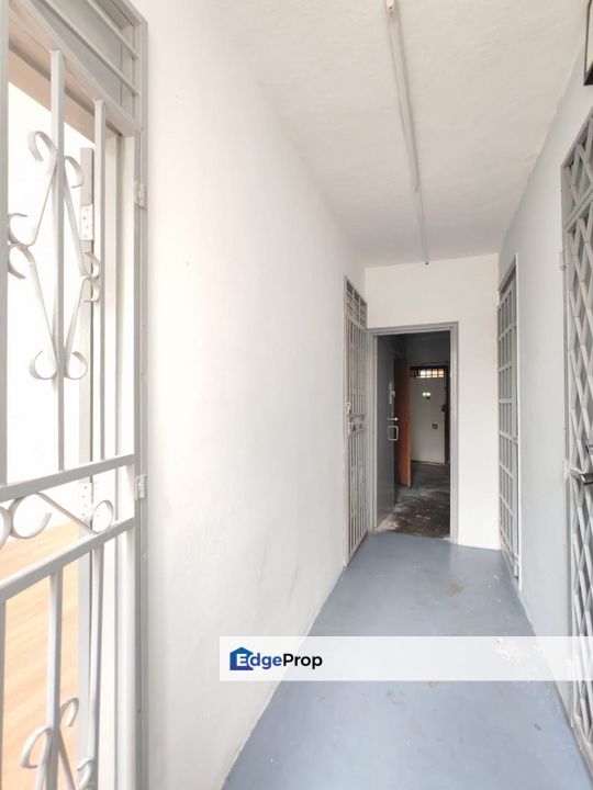 Taman Megah Ria Medium Cost Flat for Sale, Johor, Masai