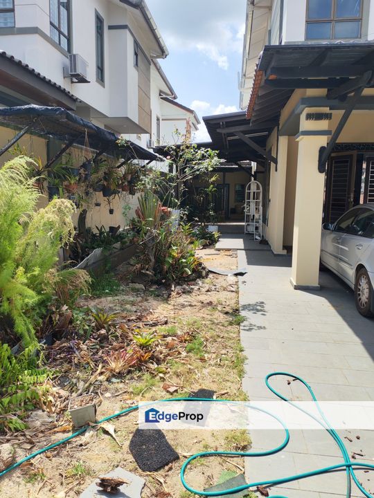 Taman Kluang Indah Double Storey Link Bungalow for Sale, Johor, Kluang