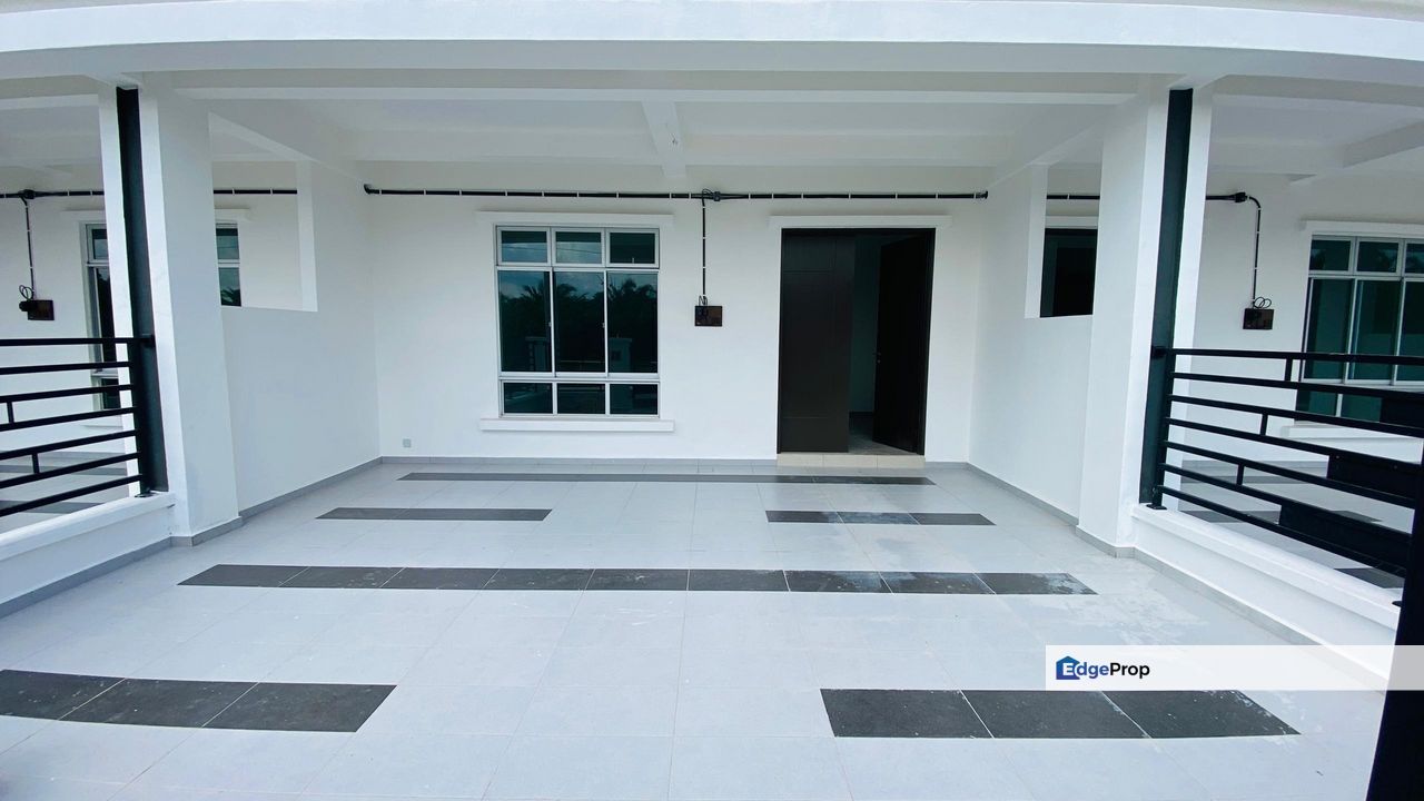Taman Putera Indah @ Batu Pahat 2 Storey Endlot Terrace House, Johor, Batu Pahat