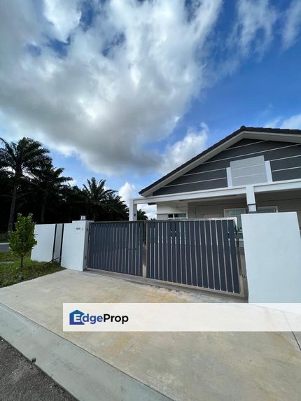 Taman Parkland Kluang, Single Storey Terrace House (24hrs G&G) , Johor, Kluang