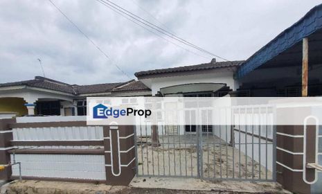 Jalan Sutera Taman Puteri Kluang Single Storey Renovated House for Sale/Rent, Johor, Kluang