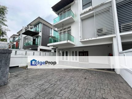 Jalan Keindahan 2x Indah Heights Mutiara Rini Skudai 3 Storey Cluster Terrace (Partly Furnished) , Johor, Skudai