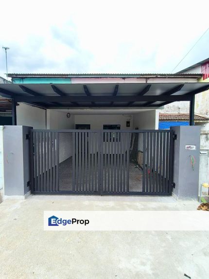 Jalan Ara Desa Cemerlang Ulu Tiram Double Storey Low Cost House, Johor, Ulu Tiram