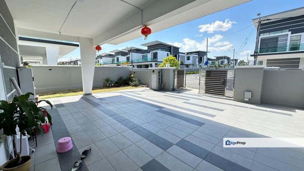 Meridian @ Taman Kluang Barat Double Storey Semi-D, Johor, Kluang