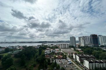 Paragon Suites @ CIQ