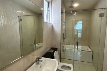 Paragon Suites @ CIQ