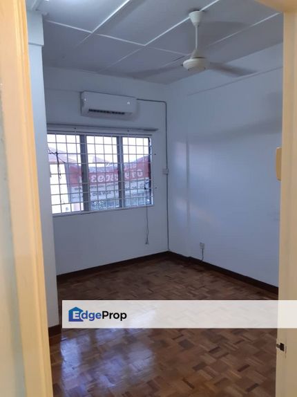 Lili Apartment Taman Bukit Subang (WELL MAINTAINED), Selangor, Shah Alam