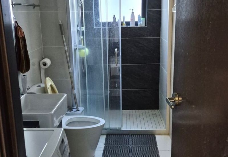 Baypoint @ Country Garden Danga Bay