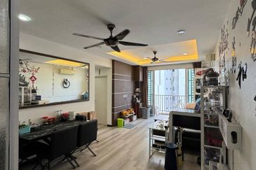 Dedaun Hijau (Greenfield Regency)