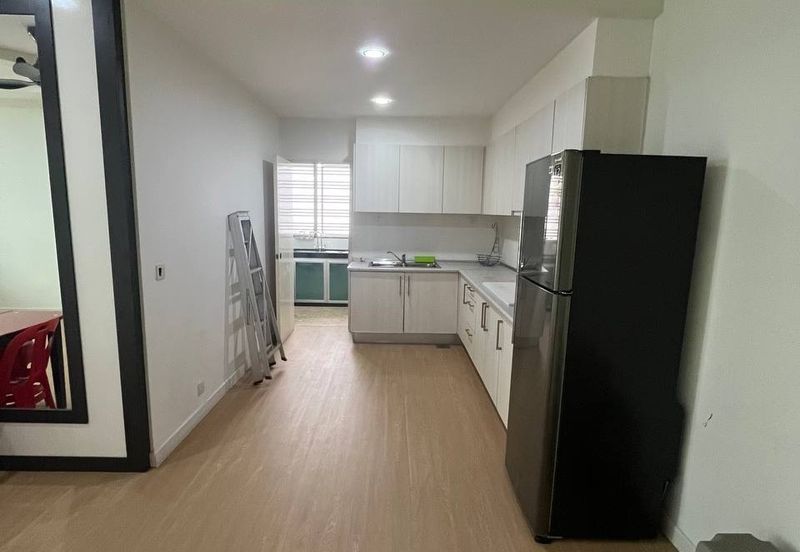 Dedaun Hijau (Greenfield Regency)