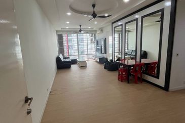 Dedaun Hijau (Greenfield Regency)