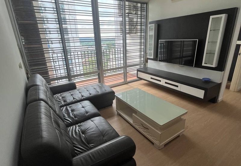 Dedaun Hijau (Greenfield Regency)