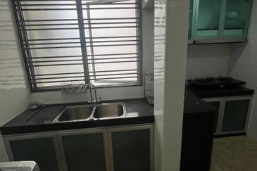 Dedaun Hijau (Greenfield Regency)