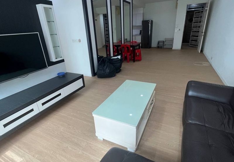 Dedaun Hijau (Greenfield Regency)