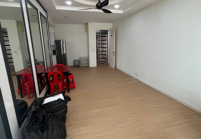 Dedaun Hijau (Greenfield Regency)