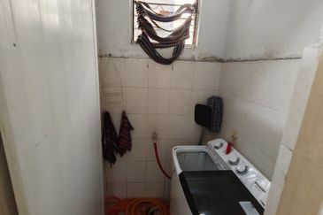 Taman Pulai Utama Flat