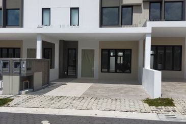 Sunway Citrine Lakehomes