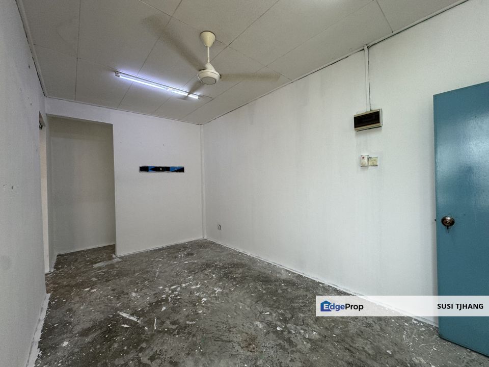 Pangsapuri KENARI FLAT kangkar pulai high floor for sale , Johor, Kangkar Pulai