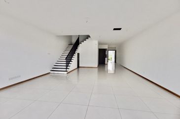 Senibong Cove Waterway Residences