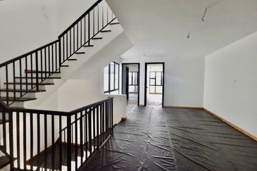 Senibong Cove Waterway Residences