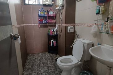 M'Tiara Apartment @ Larkin Idaman