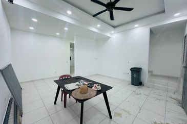 Jalan Laman Setia 3/3