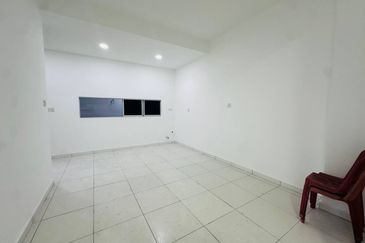 Jalan Laman Setia 3/3