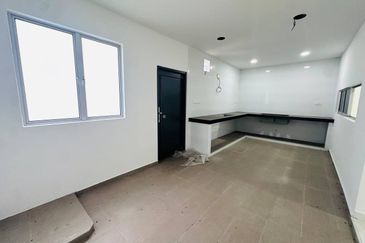 Jalan Laman Setia 3/3