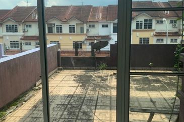 Taman D Utama Perling