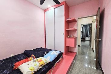 Jalan Pulai Perdana 9