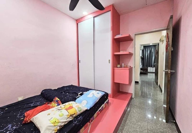 Jalan Pulai Perdana 9