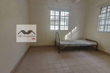 Taman Belimbing Heights 2 Storey Semi-D with Huge Parking Lot For Sale