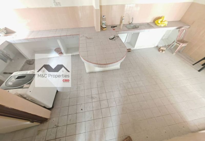 Taman Belimbing Heights 2 Storey Semi-D with Huge Parking Lot For Sale