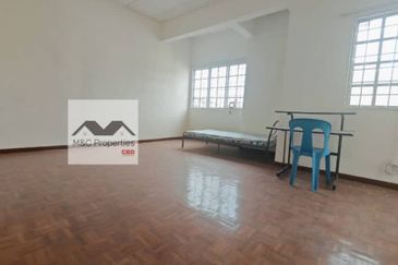 Taman Belimbing Heights 2 Storey Semi-D with Huge Parking Lot For Sale