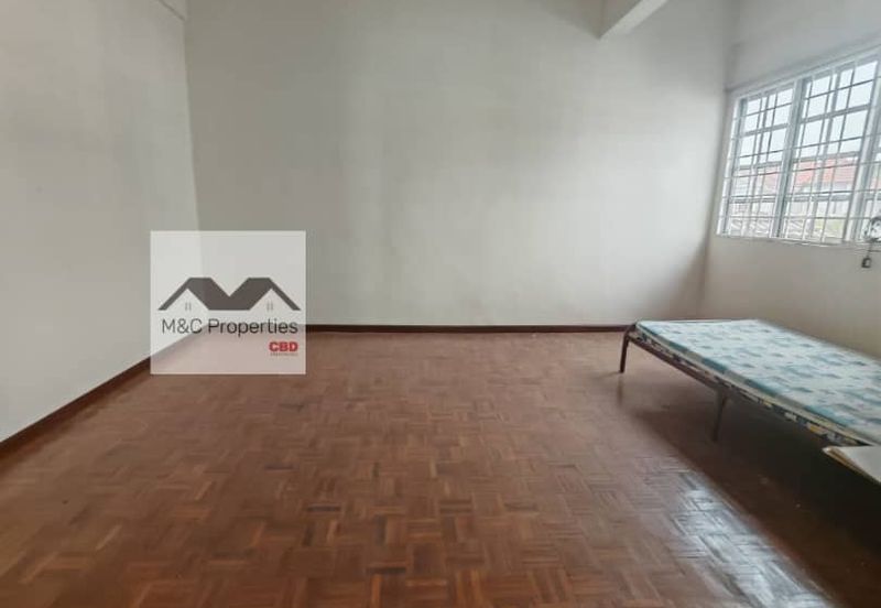 Taman Belimbing Heights 2 Storey Semi-D with Huge Parking Lot For Sale