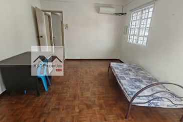 Taman Belimbing Heights 2 Storey Semi-D with Huge Parking Lot For Sale