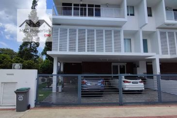 TAMAN BUKIT CHEMARA(CHEMARA HILL)