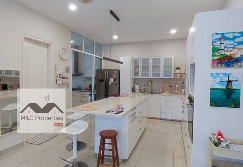 TAMAN BUKIT CHEMARA(CHEMARA HILL)