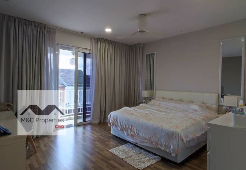 TAMAN BUKIT CHEMARA(CHEMARA HILL)