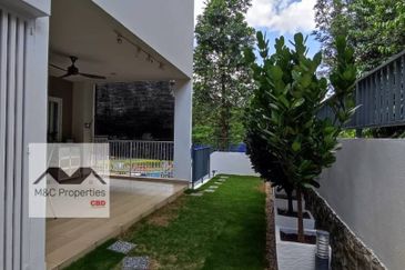 TAMAN BUKIT CHEMARA(CHEMARA HILL)