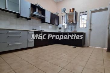 EMERALD PARK (SEREMBAN 2)